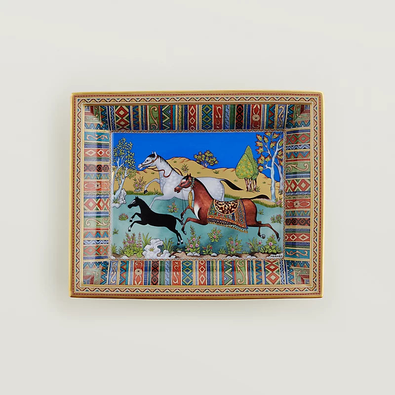 CHEVAL D'ORIENT LÜKS KÜL TABLASI & MÜCEVHER KUTUSU